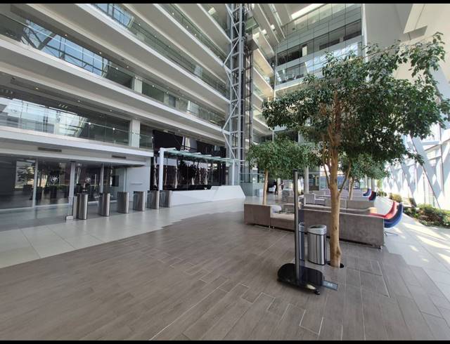 1,098M² OFFICE TO LET IN SANDTON CENTRAL